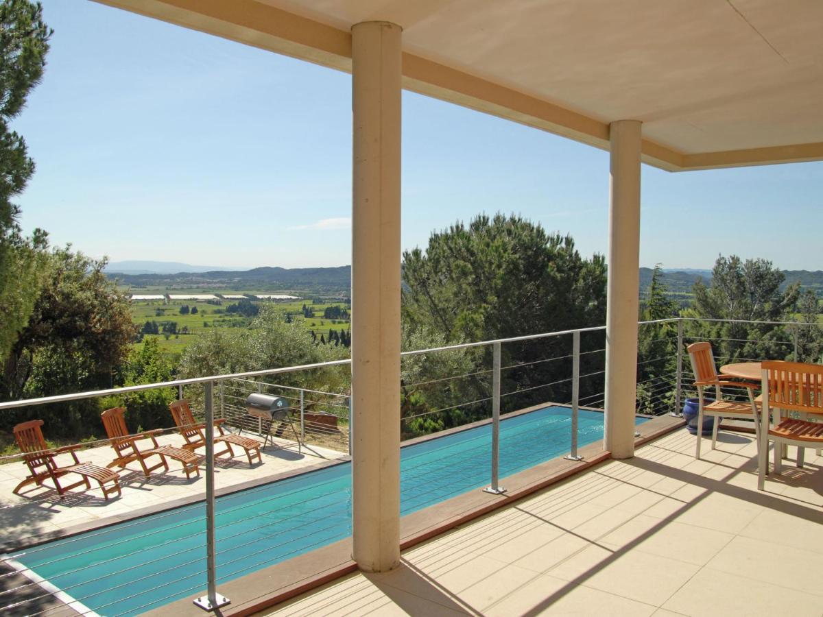 Upbeat Villa In Rochefort-Du-Gard With Private Pool Rum bild